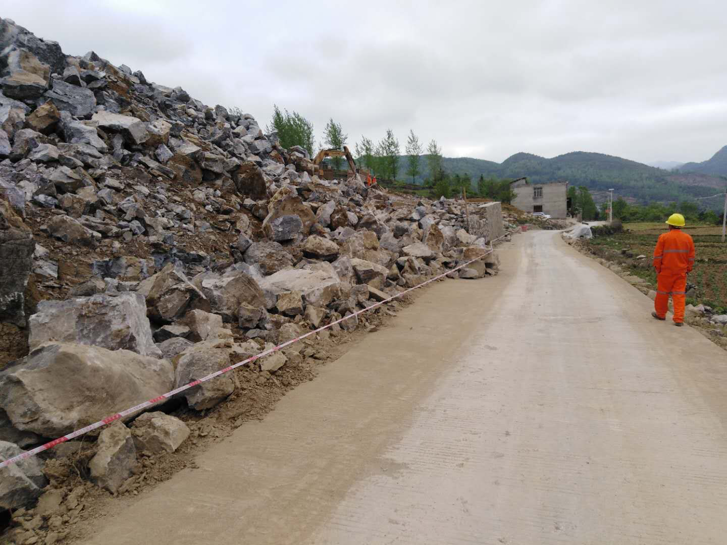 03-CONSTRUCTION-Lijiashan-Barite-Mine-9X-MINERALS