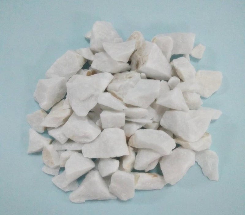 Barite_lumps_for_paint_coatings_9X_Minerals